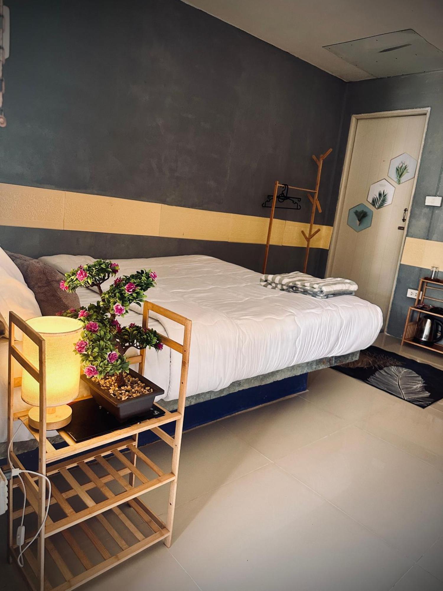 Me Hostel & Homestay At Haadrin Хаад Рин Екстериор снимка