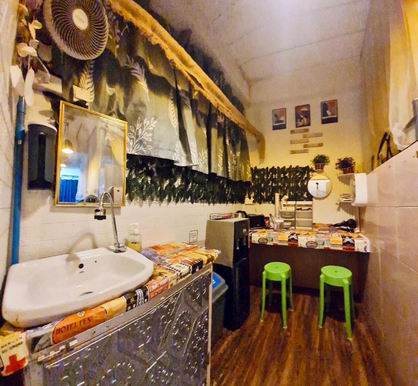 Me Hostel & Homestay At Haadrin Хаад Рин Екстериор снимка